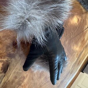 2pc Black Leather Gloves & Fur headband